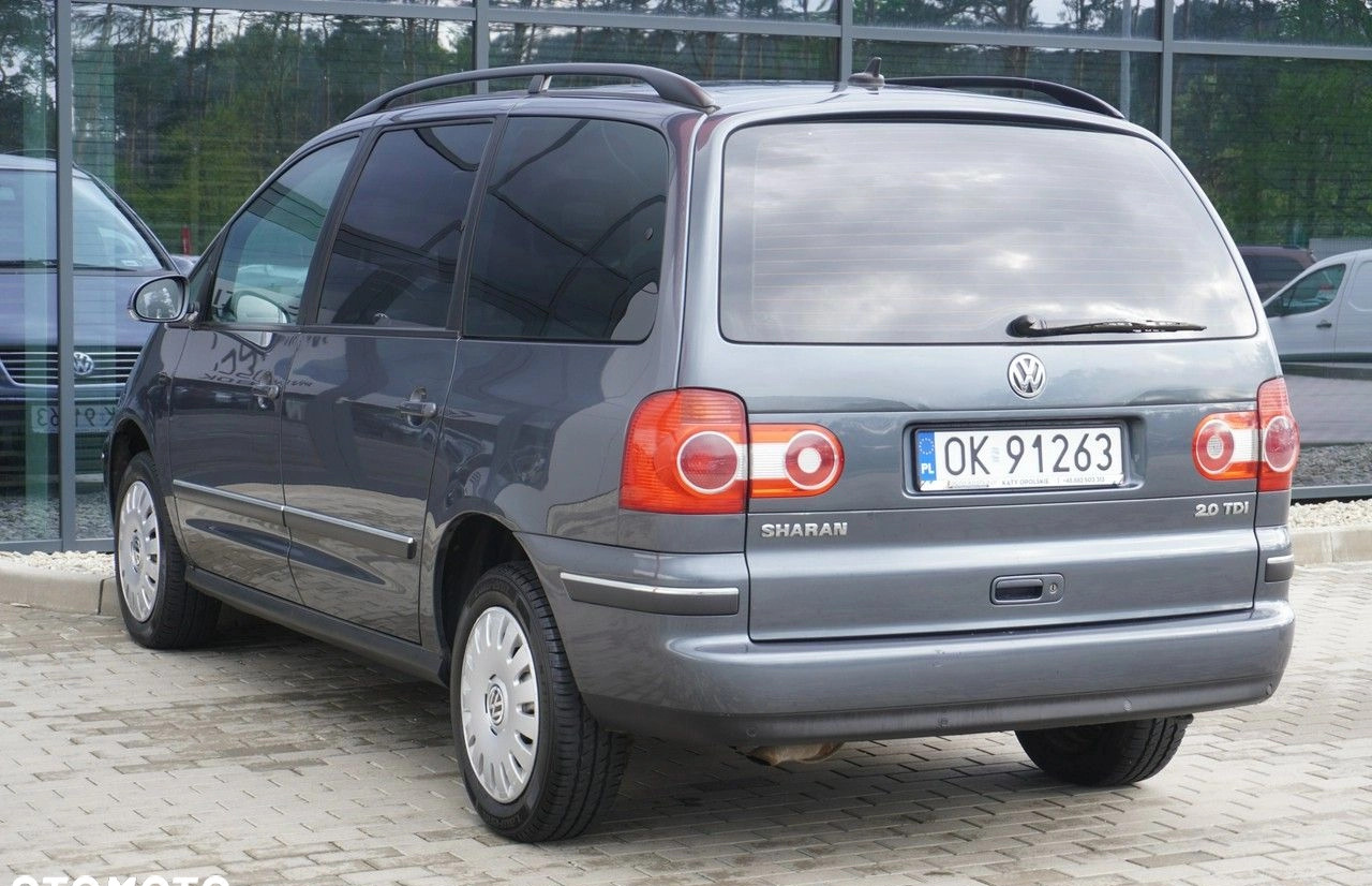 Volkswagen Sharan cena 19499 przebieg: 242600, rok produkcji 2007 z Żychlin małe 301